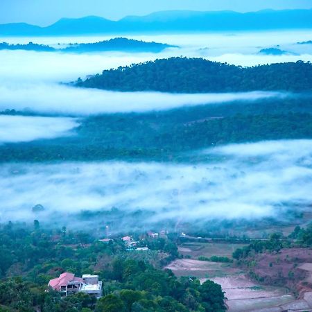 Hotel Shawrya The Grand Madikeri Exterior foto